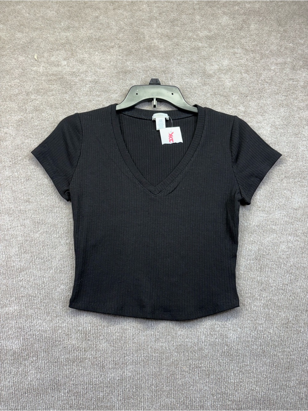 NWT Bozzolo brand black ribbed-knit V-neck top featuring a classic slim fit and